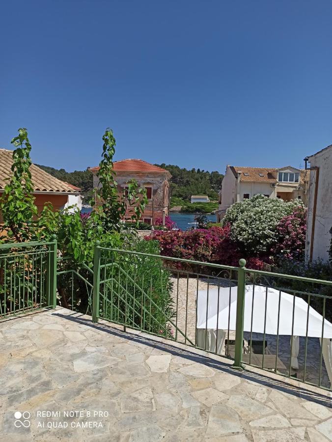 Avra Villa Гайос Екстериор снимка