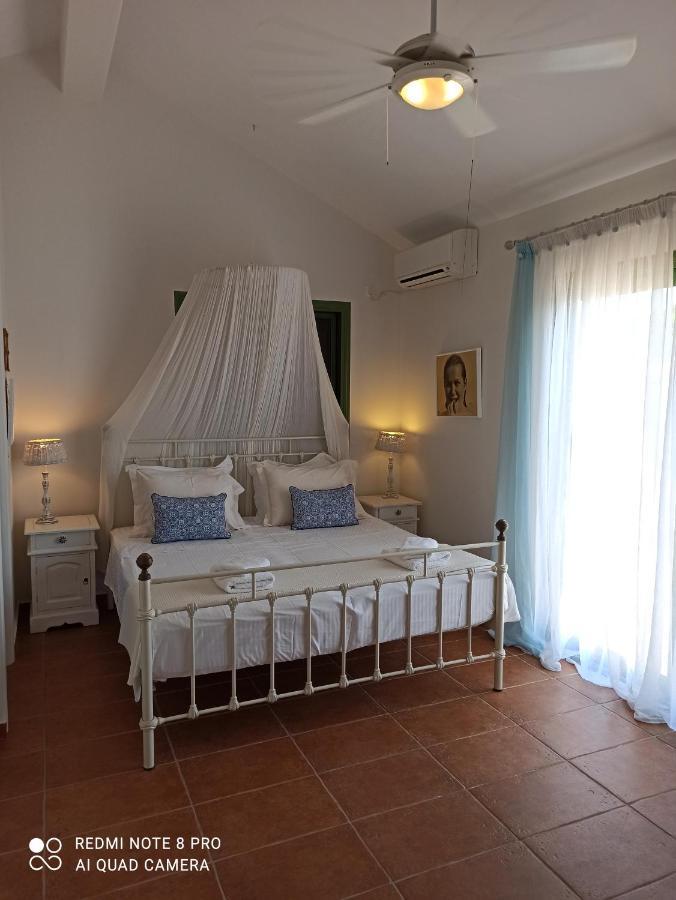 Avra Villa Гайос Екстериор снимка