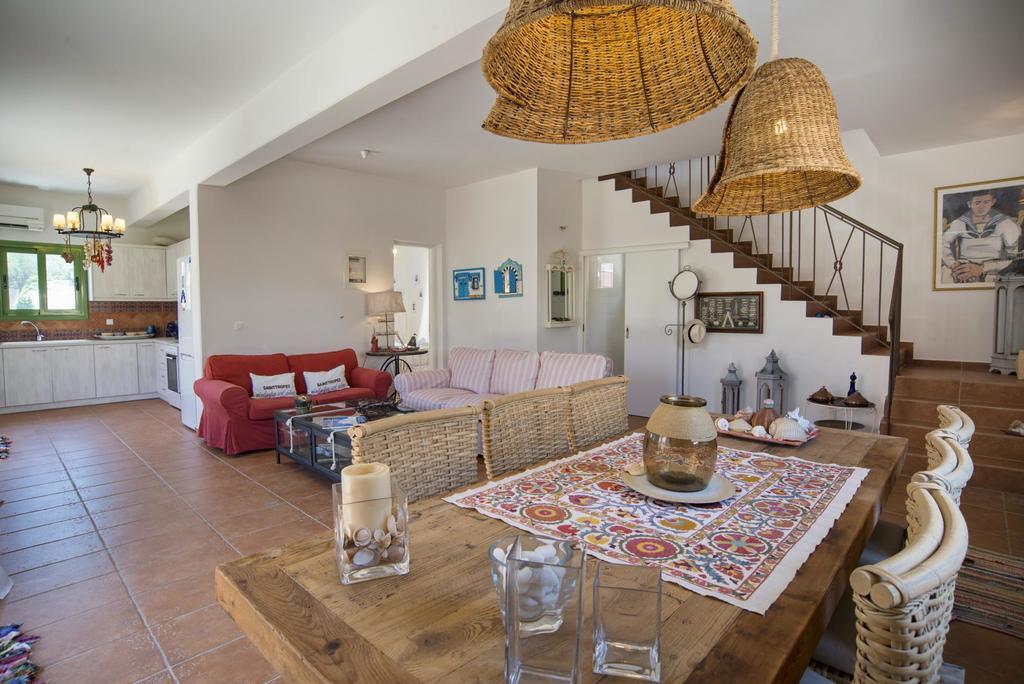Avra Villa Гайос Стая снимка